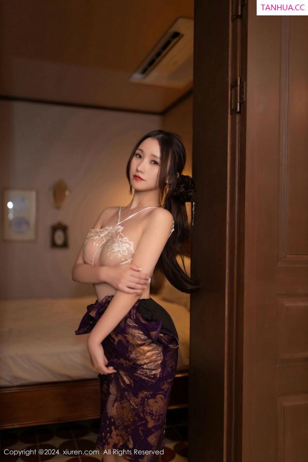   [XiuRen]高清写真图 2024.11.27 No.9513 杏子Yada 丝袜美腿第31张图片